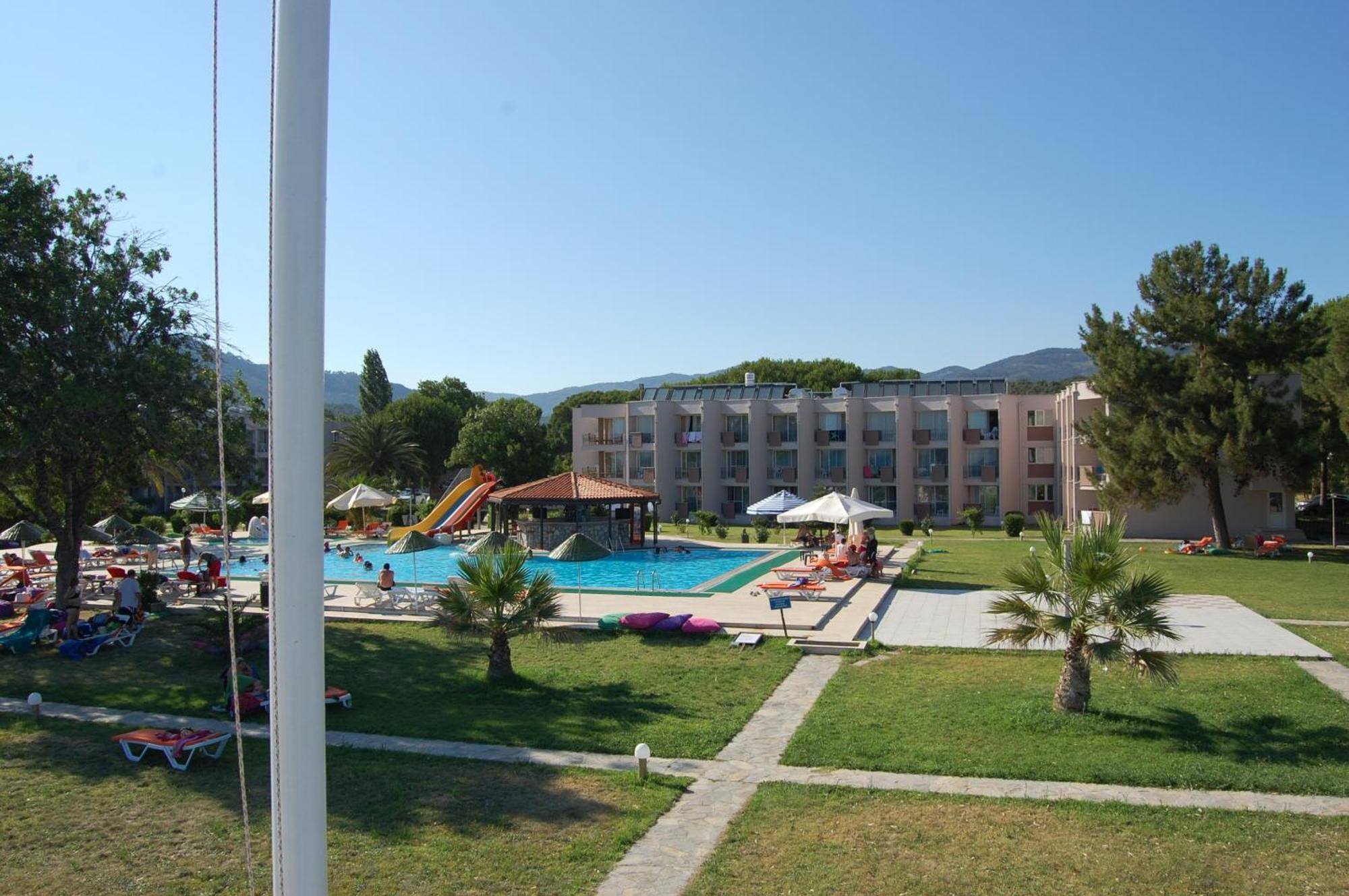Ra Resort Otel Küçükkuyu Ngoại thất bức ảnh