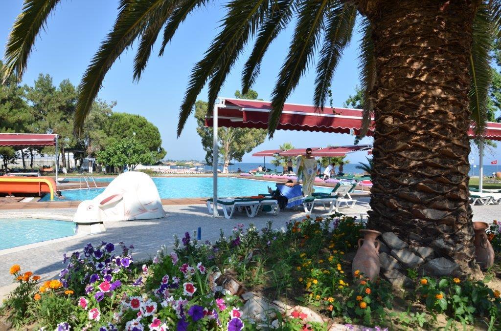 Ra Resort Otel Küçükkuyu Ngoại thất bức ảnh